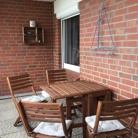 Liebevoll Eingerichtete Ferienwohnung Luettje Koje Dornum Esterno foto
