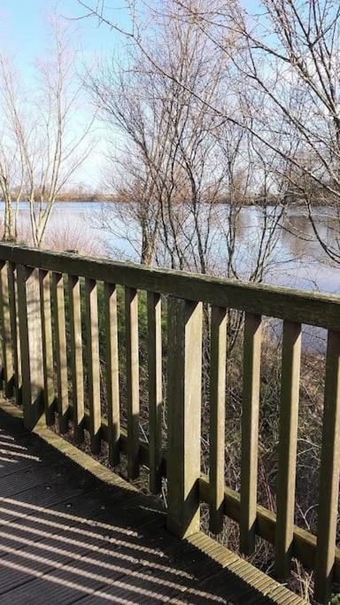 Liebevoll Eingerichtete Ferienwohnung Luettje Koje Dornum Esterno foto